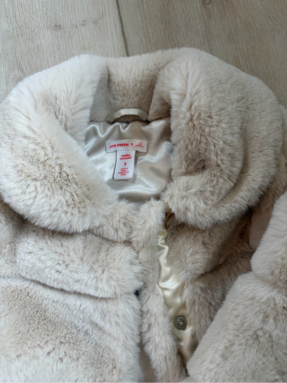 Jillian Harris x Joe Fresh Cream Faux Fur Jacket - Picture 2 of 2